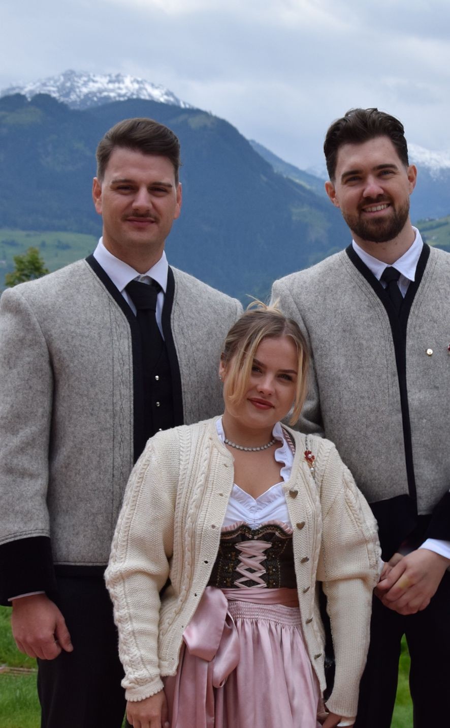 ZILA Glanz Reinigungs Firma Team im Zillertal, Tirol